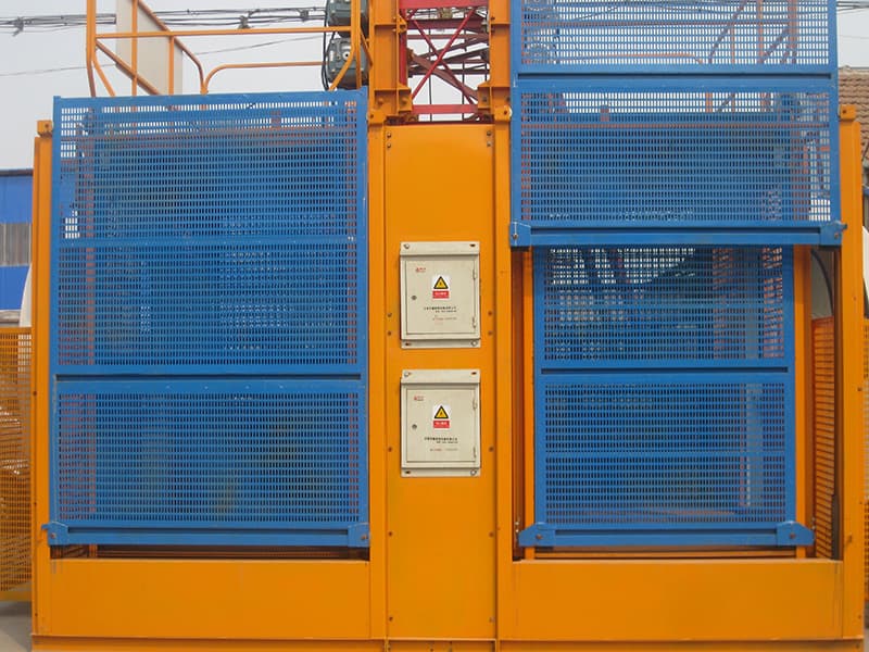 China Brand New 2T Construction Elevator